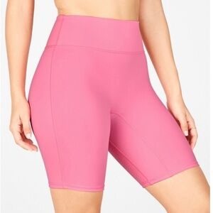 NEW! Fabletics Anywhere High Waisted short 9 inches nwt pink small